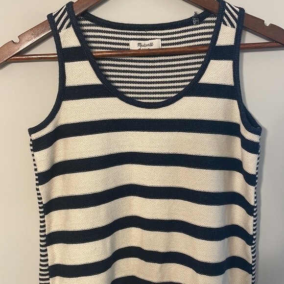 Madewell Coastland Tank Top in Stripe - Picture 3 of 6